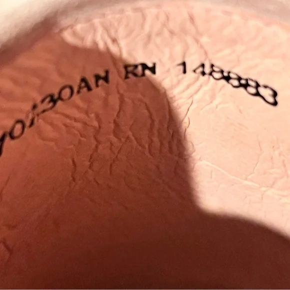 🆕-Bibi Lou Zagreb Slip-On Loafers. Camel Size: 8.5 - Picture 12 of 12